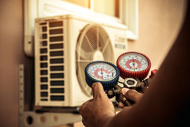 Professional Ac Installation technician working in Stewartsville, NJ